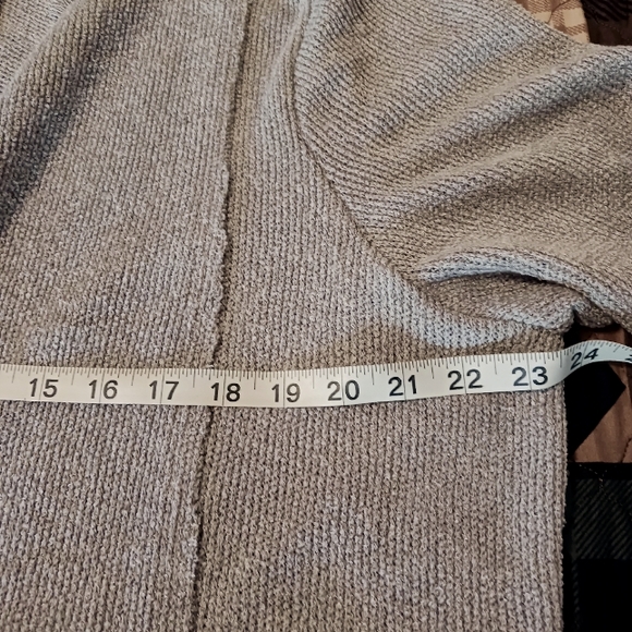 Linda Anderson Plus Size 3/4 Length Lightweight Open Front Sweater - Picture 4 of 12